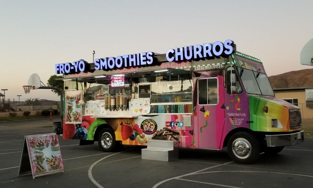 Daddy's Best FroYo Truck