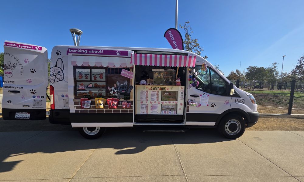 Zoe & Jaxs Dog Bakery