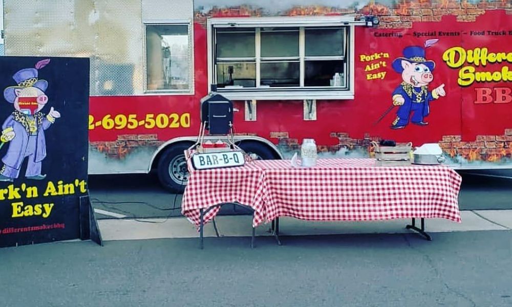 Different Smokes BBQ Food Truck